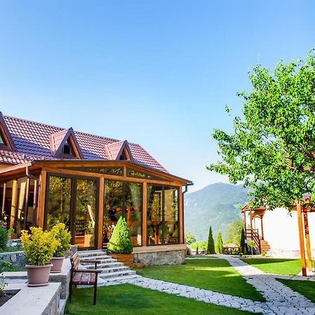 Dilivita Rest House Дилиян Екстериор снимка