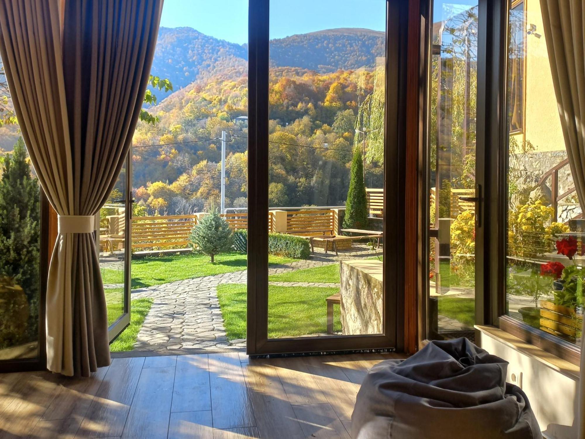 Dilivita Rest House Дилиян Екстериор снимка
