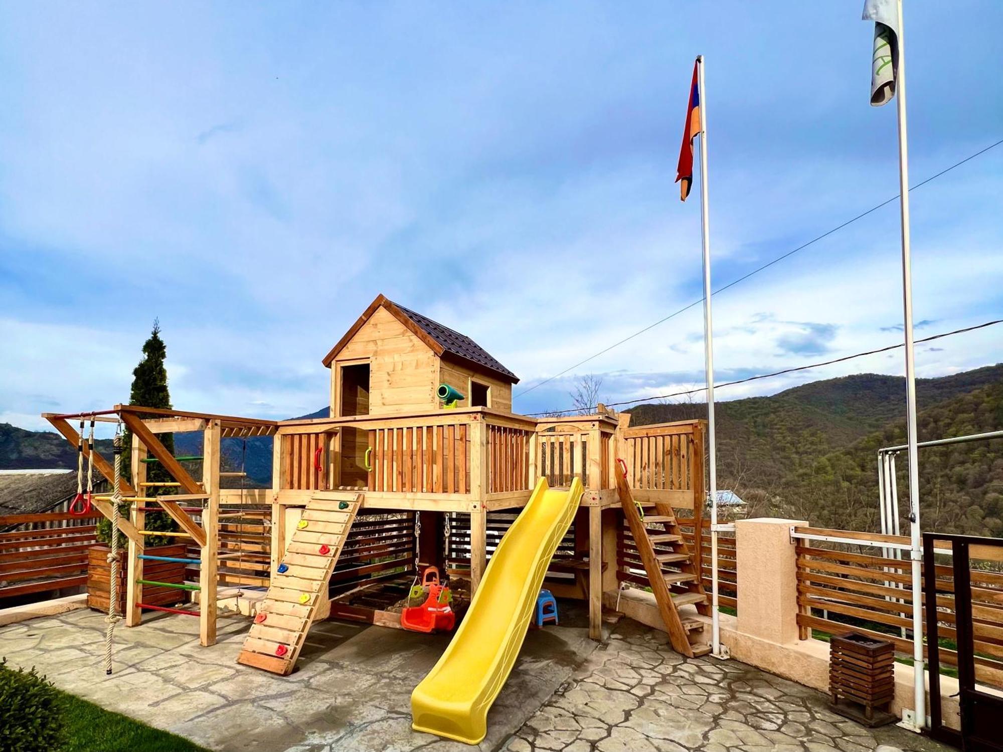 Dilivita Rest House Дилиян Екстериор снимка