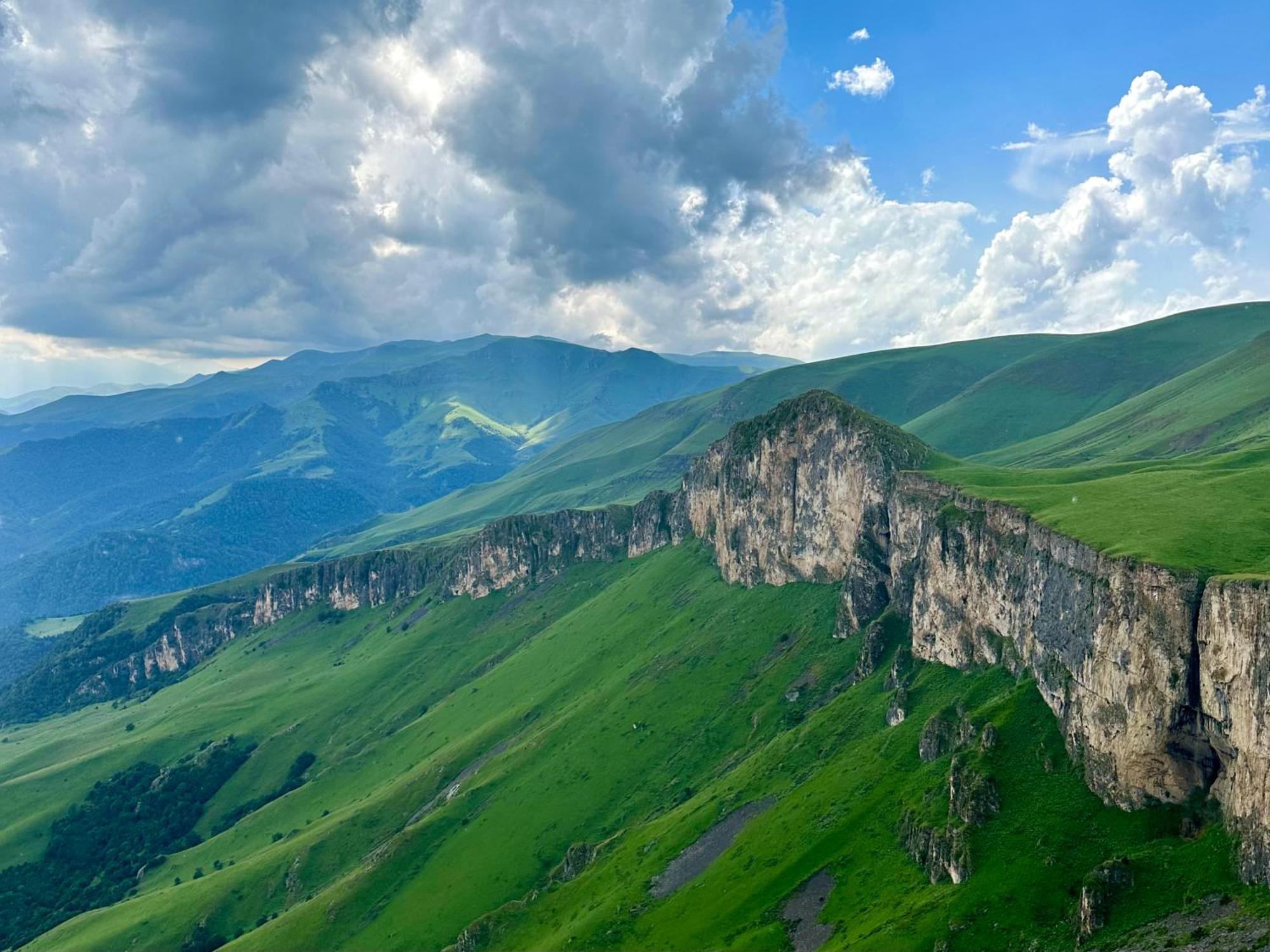 Dilivita Rest House Дилиян Екстериор снимка