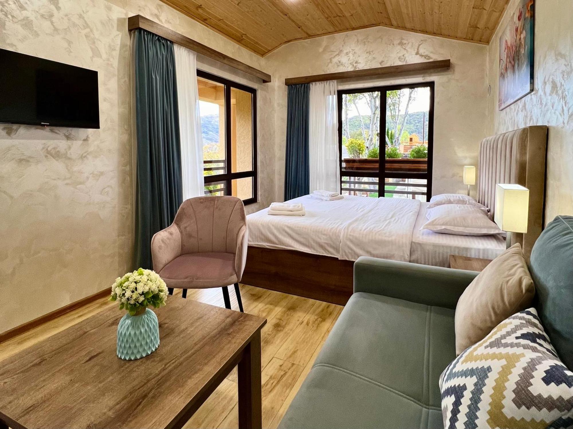 Dilivita Rest House Дилиян Екстериор снимка